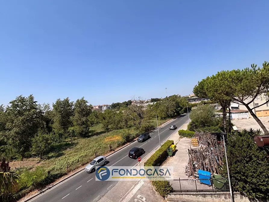 Immagine 40 di Appartamento in vendita  in via atellana a Aversa