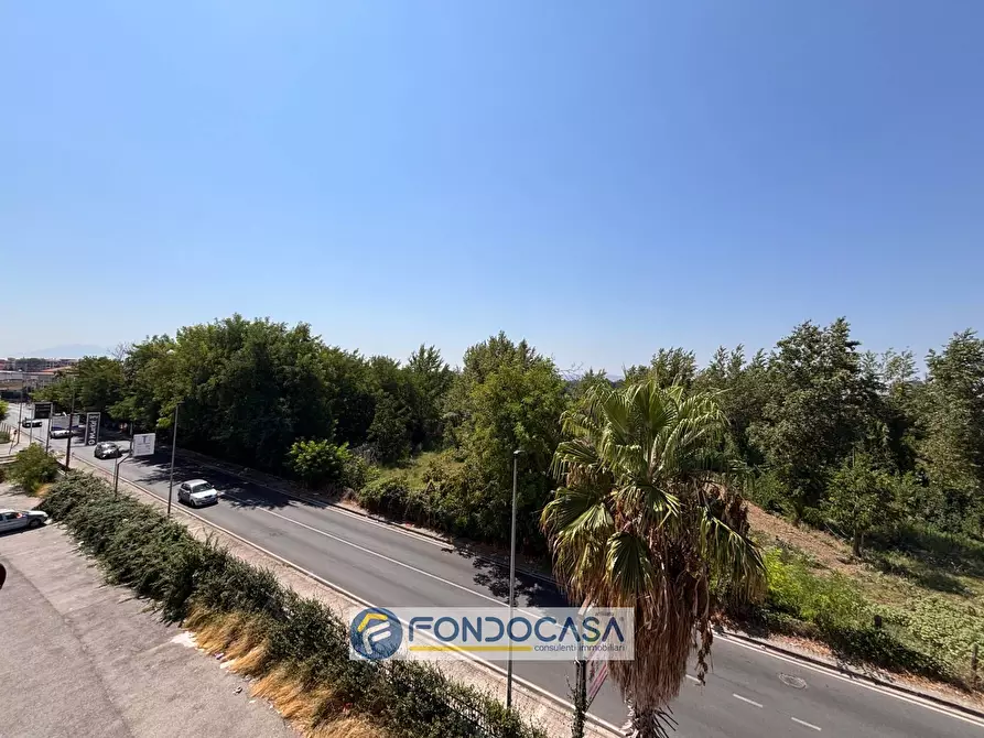 Immagine 41 di Appartamento in vendita  in via atellana a Aversa