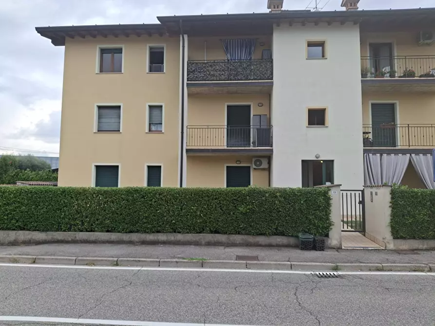 Immagine 2 di Appartamento in vendita  in via trieste a Palazzolo Sull'oglio