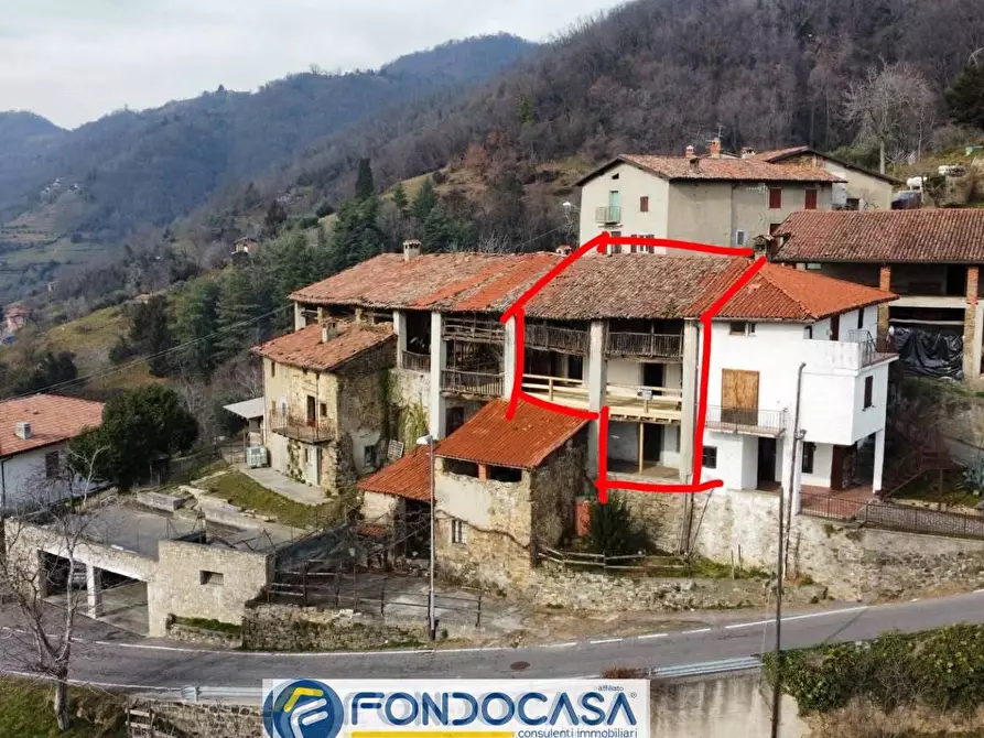 Immagine 15 di Rustico / casale in vendita  snc a Adrara San Martino