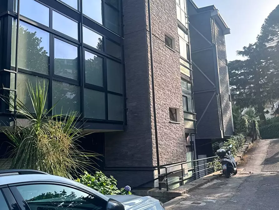 Immagine 1 di Appartamento in affitto  in Viale Degli Eucalipti 14 a Salerno