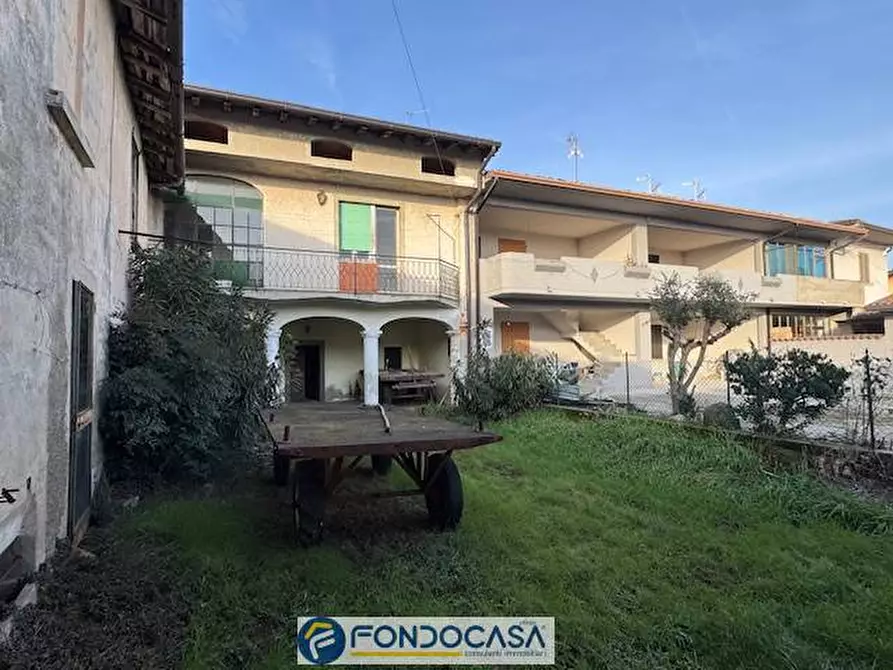 Immagine 2 di Rustico / casale in vendita  a Rovato