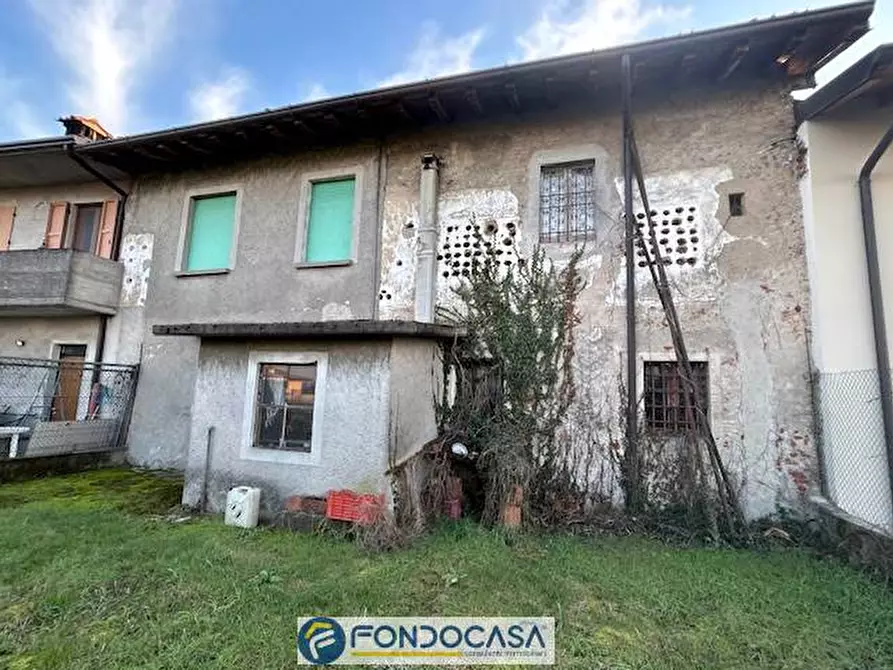 Immagine 5 di Rustico / casale in vendita  a Rovato