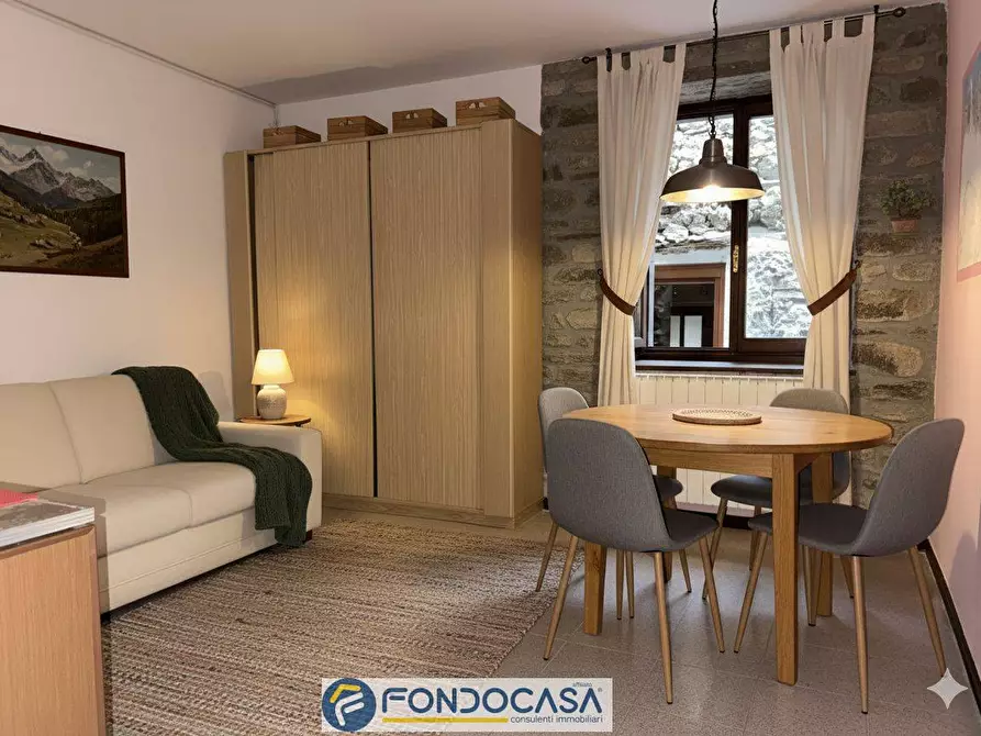 Immagine 3 di Appartamento in vendita  a Breno