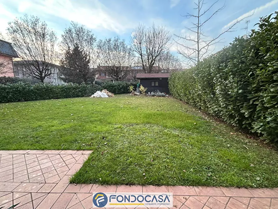 Immagine 32 di Villetta a schiera in vendita  a Rovato