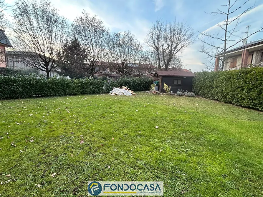 Immagine 33 di Villetta a schiera in vendita  a Rovato