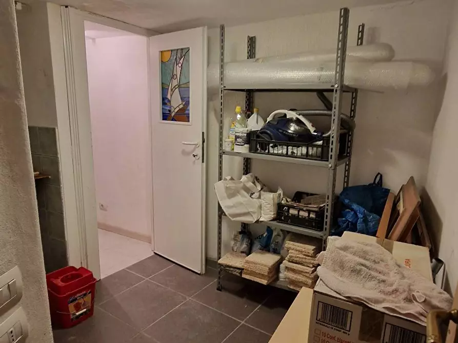 Immagine 7 di Magazzino in vendita  in piazza san rocco 2 a Como