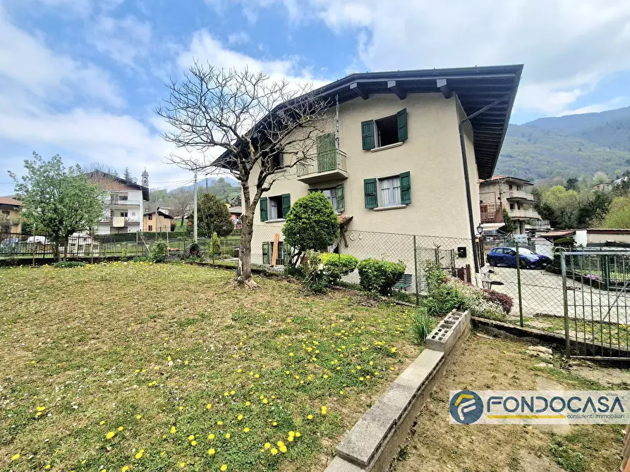 Immagine 3 di Casa indipendente in vendita  in VIA VALLE BREMBANA 4 a Ardesio