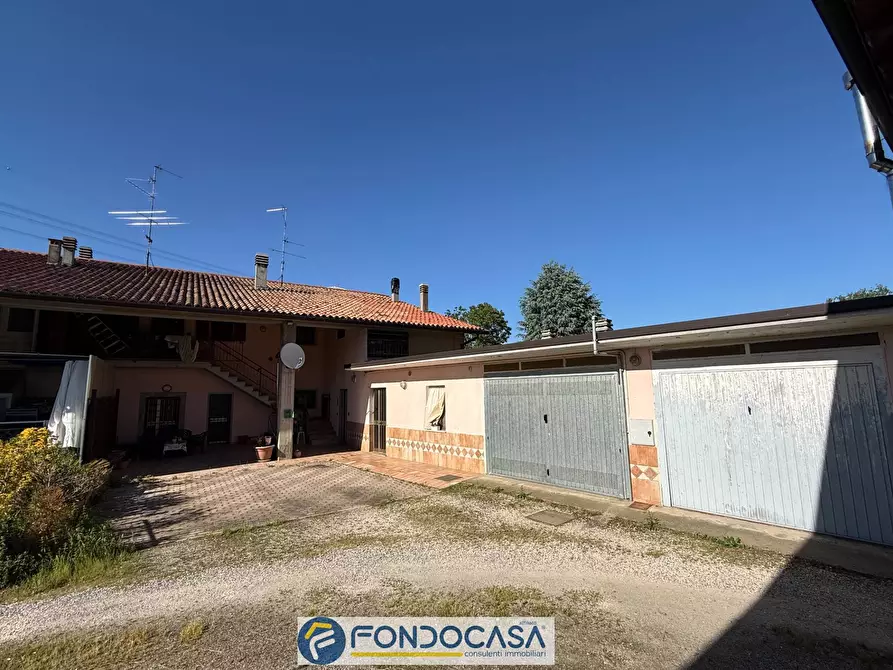 Immagine 9 di Appartamento in vendita  a Cazzago San Martino