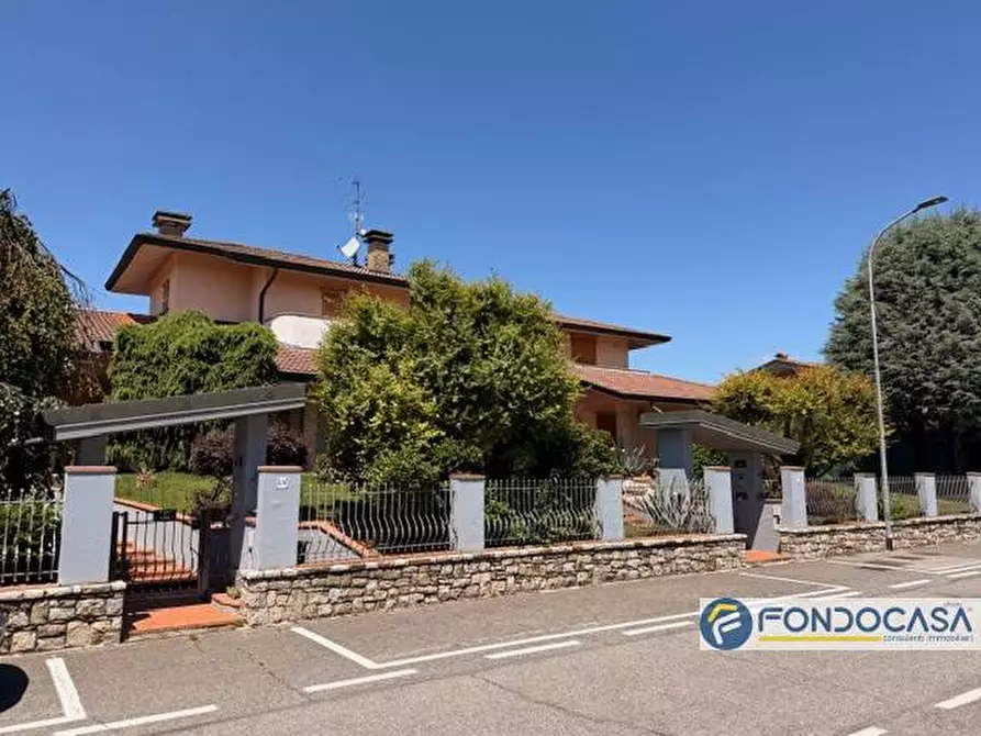 Immagine 2 di Villa in vendita  a Pontoglio