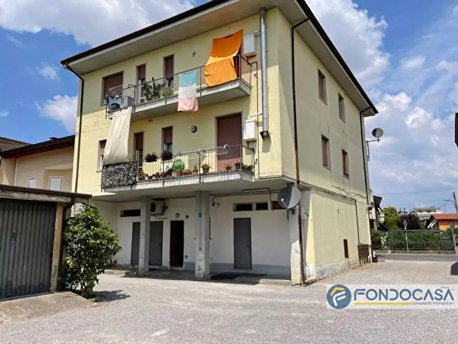 Immagine 2 di Appartamento in vendita  a Pontoglio