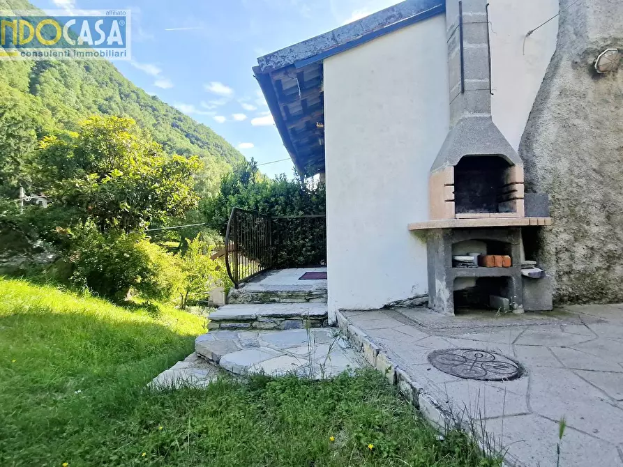 Immagine 5 di Casa semindipendente in vendita  in montepiatto a Bizzarone