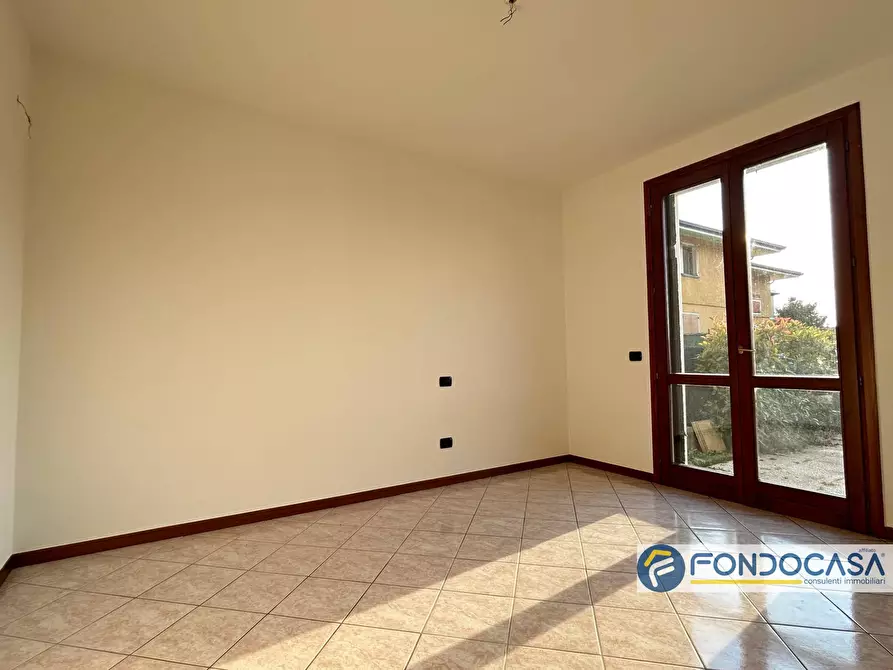 Immagine 15 di Appartamento in vendita  a Palazzolo Sull'oglio