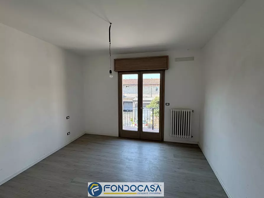 Immagine 11 di Appartamento in vendita  a Cologne