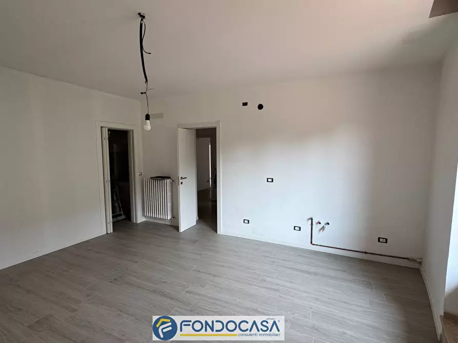 Immagine 5 di Appartamento in vendita  a Cologne