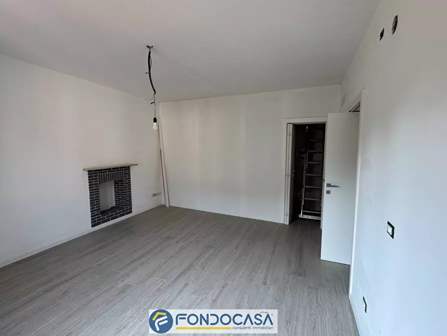 Immagine 7 di Appartamento in vendita  a Cologne