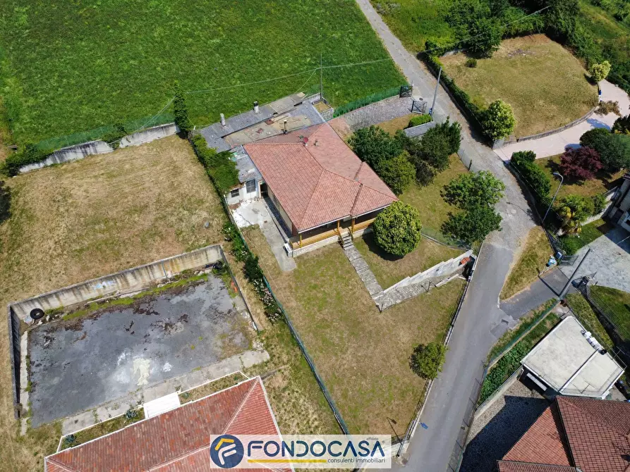 Immagine 1 di Villa in vendita  a Castelli Calepio