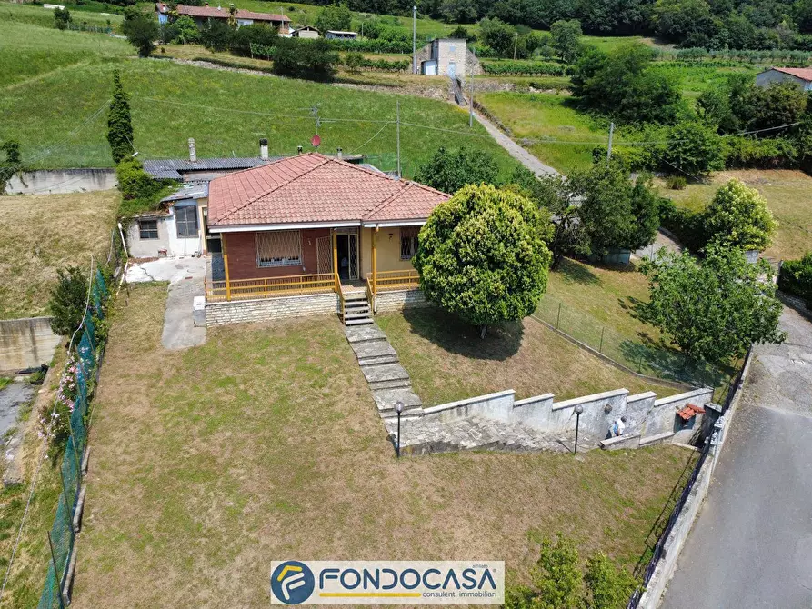 Immagine 2 di Villa in vendita  a Castelli Calepio