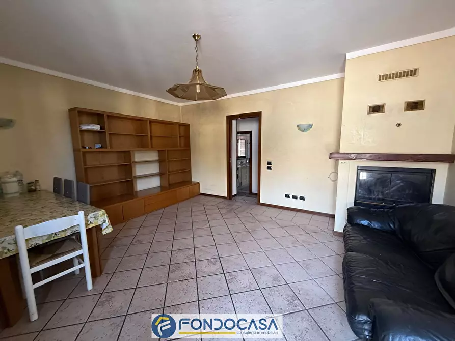 Immagine 2 di Appartamento in vendita  a Lograto