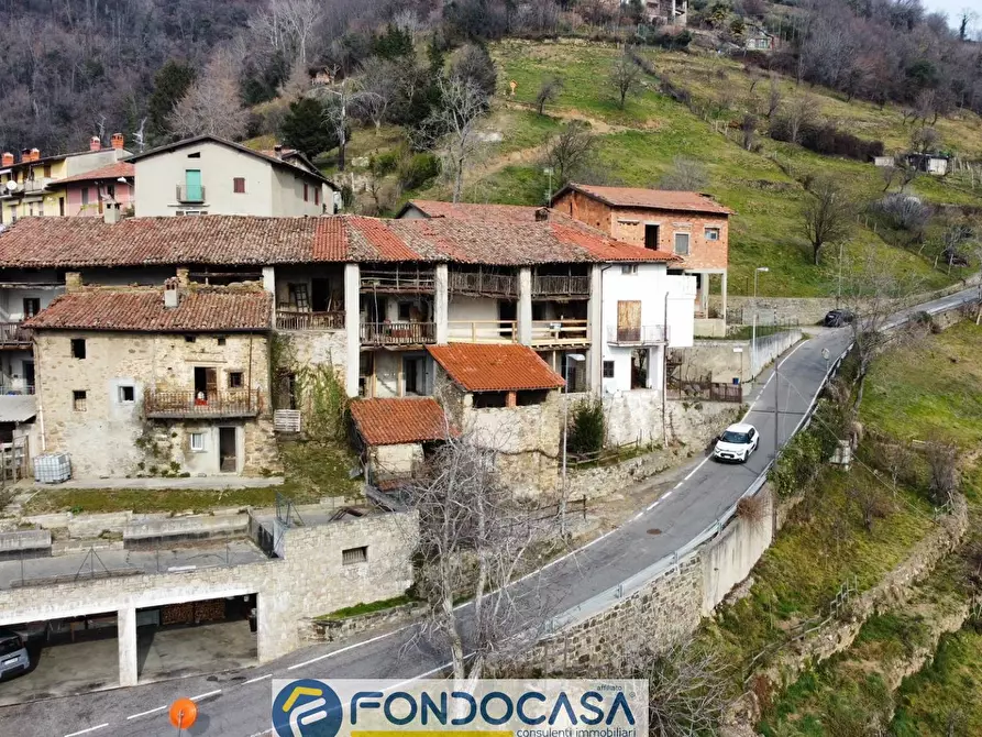 Immagine 1 di Rustico / casale in vendita  snc a Sarnico