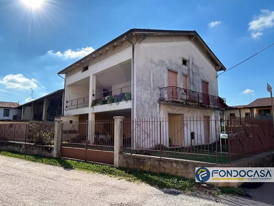 Immagine 4 di Casa indipendente in vendita  a Adro