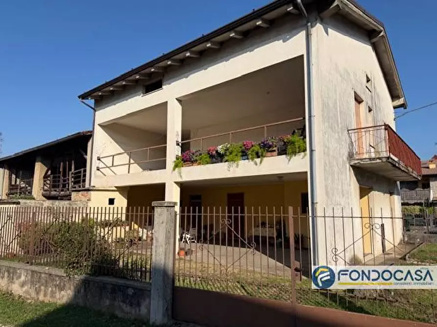 Immagine 1 di Casa indipendente in vendita  a Adro