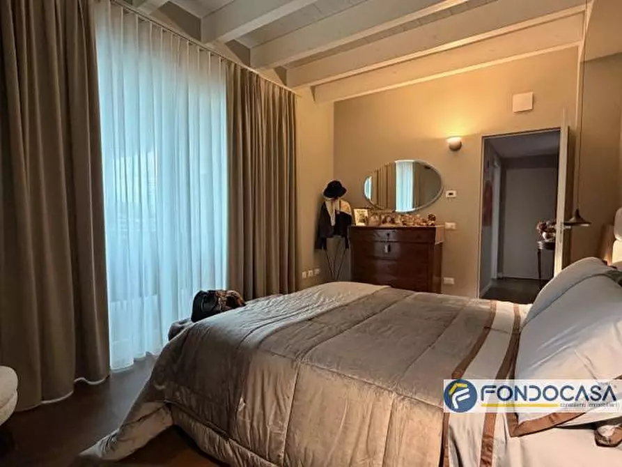 Immagine 33 di Attico in vendita  a Adrara San Martino