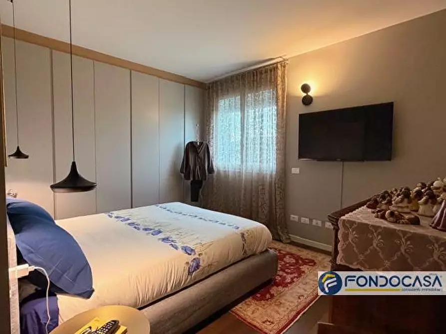 Immagine 35 di Attico in vendita  a Adrara San Martino