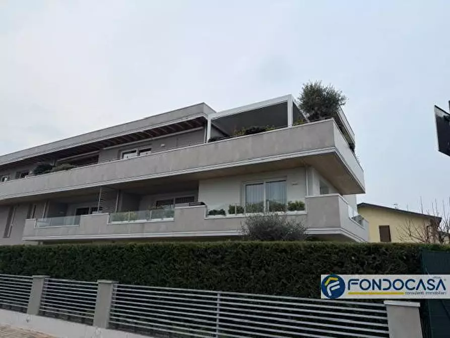Immagine 50 di Attico in vendita  a Adrara San Martino