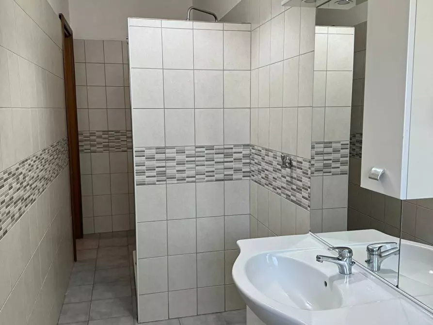 Immagine 12 di Appartamento in affitto  in Via Pietro Francesco Guala 118 a Torino