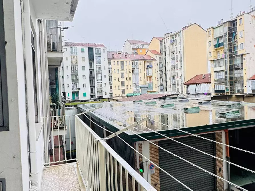 Immagine 8 di Appartamento in vendita  in Piazza Bengasi 4 a Torino