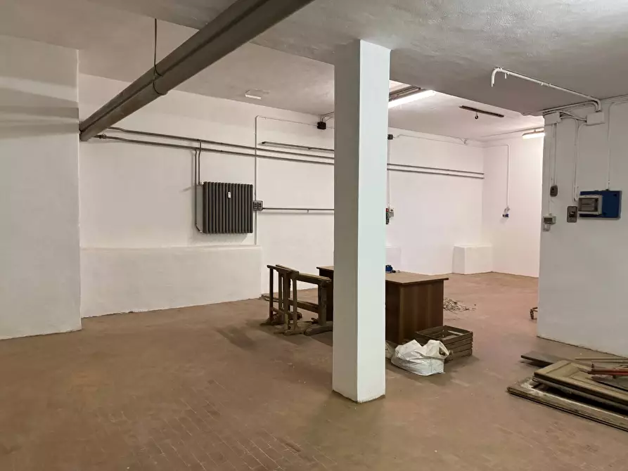 Immagine 8 di Box auto in vendita  in Via Domenico Tibone 10 a Torino