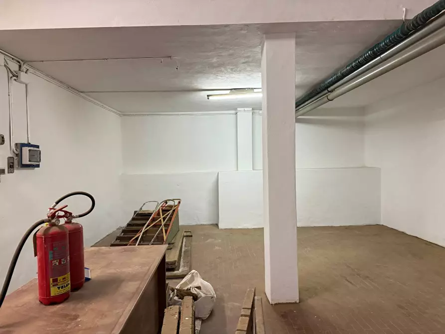 Immagine 12 di Box auto in vendita  in Via Domenico Tibone 10 a Torino