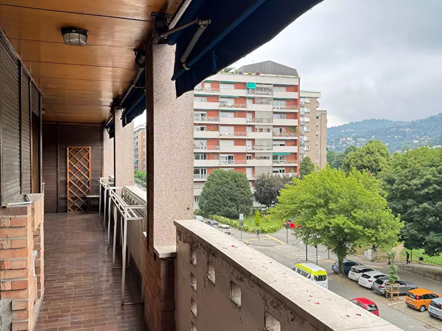 Immagine 2 di Appartamento in vendita  in Via Ventimiglia 98 a Torino