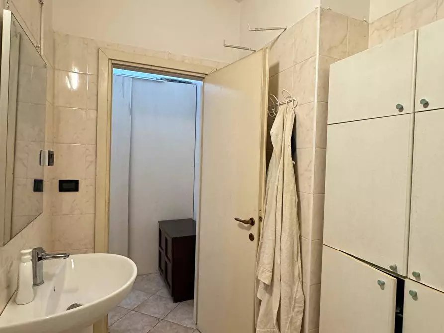 Immagine 14 di Appartamento in affitto  in Via Michele Schina 5 a Torino