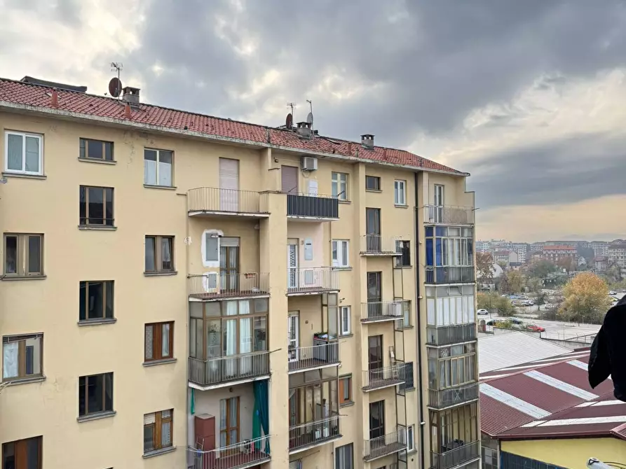 Immagine 13 di Appartamento in vendita  in Via Alba 5 a Torino
