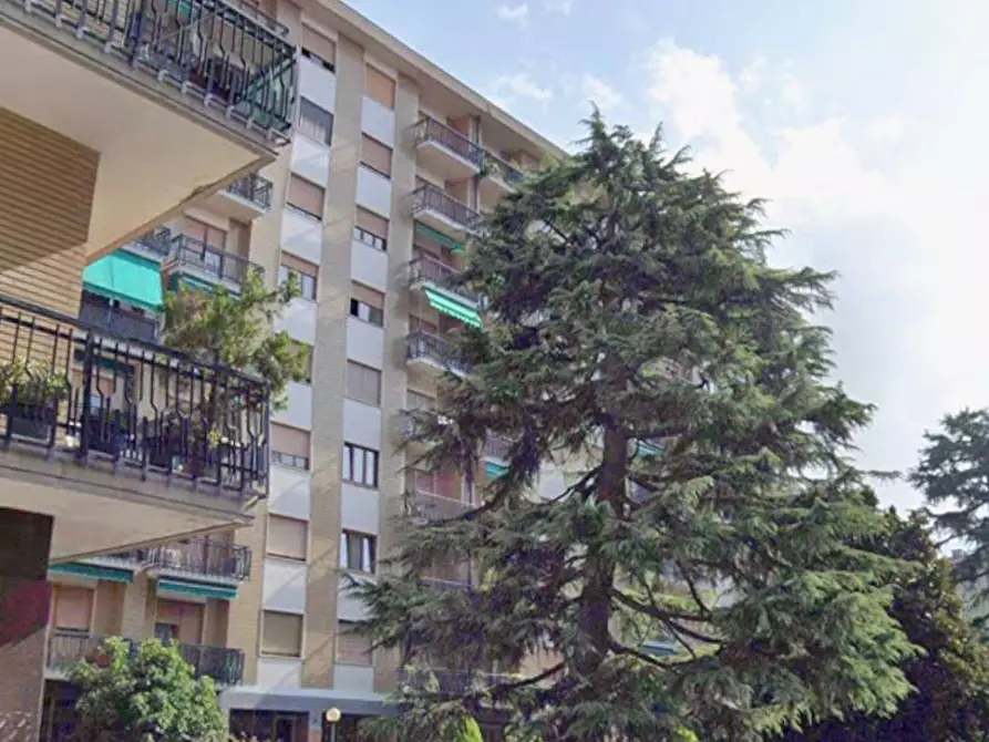 Immagine 2 di Box auto in vendita  in Via Buenos Aires 18 a Torino