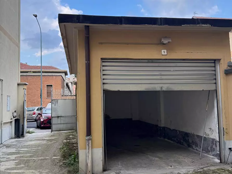 Immagine 4 di Box auto in vendita  in Via Cardinale Guglielmo Massaia 17 a Torino