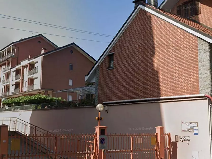 Immagine 1 di Box auto in vendita  in Via Somalia 8 bis a Torino