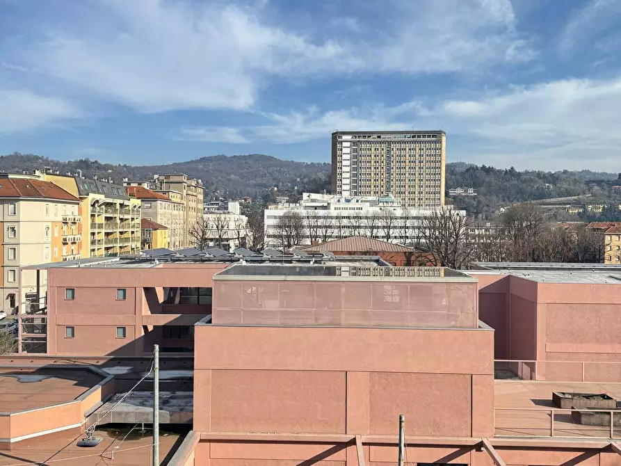 Immagine 3 di Appartamento in affitto  in Via Pietro Baiardi 12 a Torino