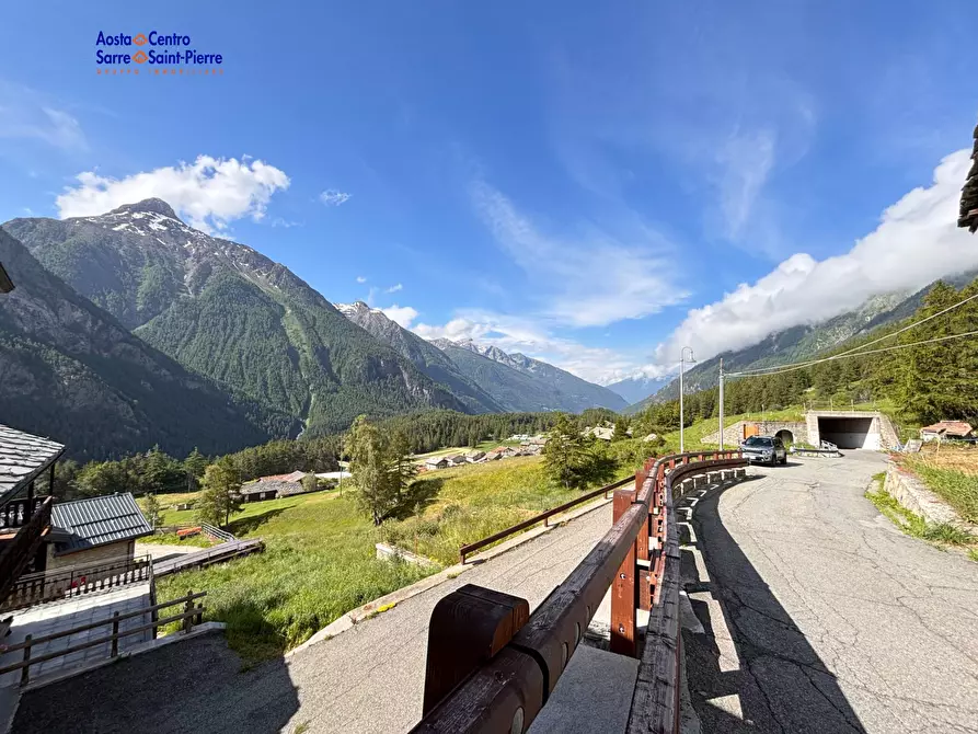 Immagine 10 di Rustico / casale in vendita  in Località Chez Merloz a Allein