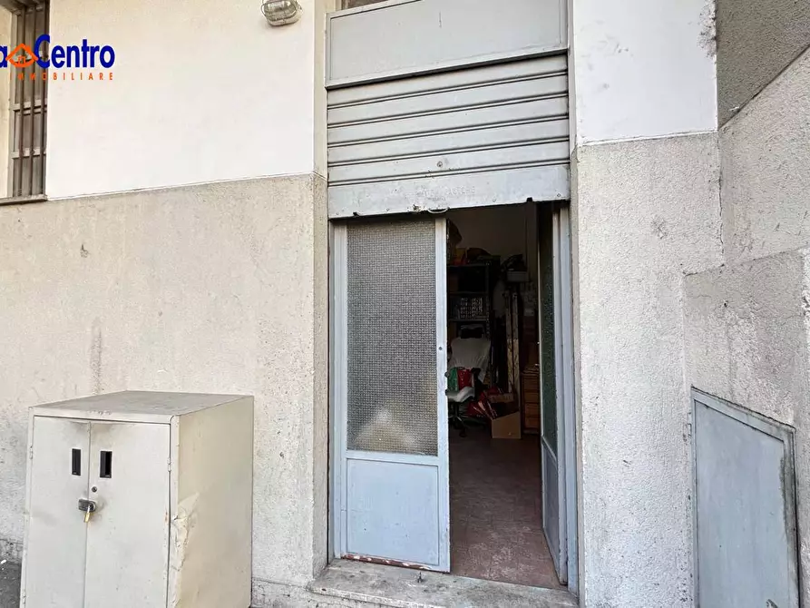 Immagine 9 di Locale commerciale in affitto  in Via Monte Vodice 42 a Aosta