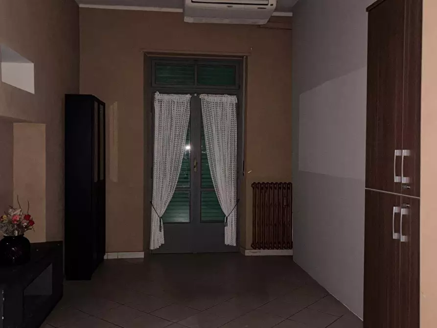 Immagine 7 di Locale commerciale in affitto  in Via Chambery 33 a Aosta