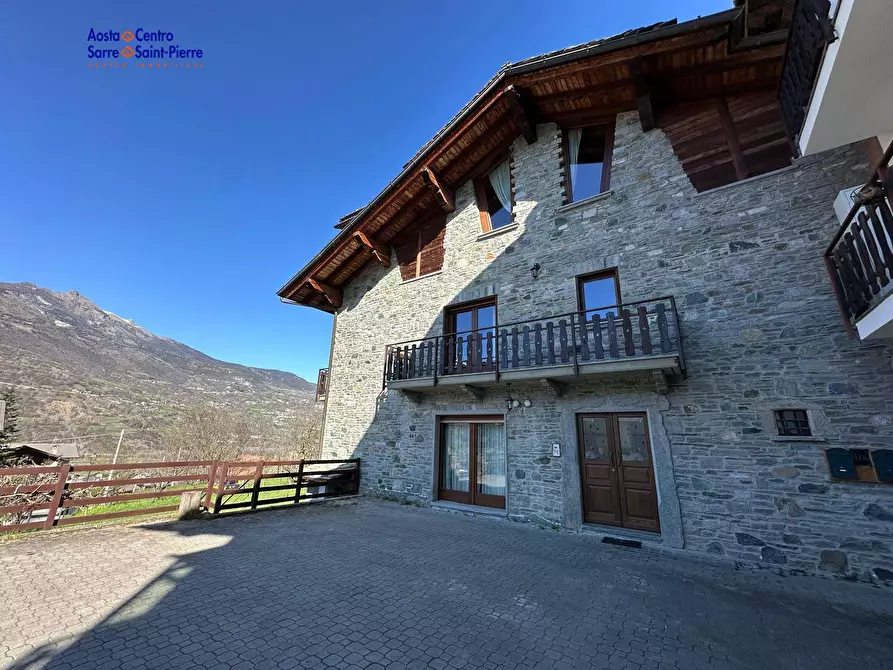 Immagine 2 di Appartamento in affitto  in Località Perron 9/A a Antey-Saint-Andre'