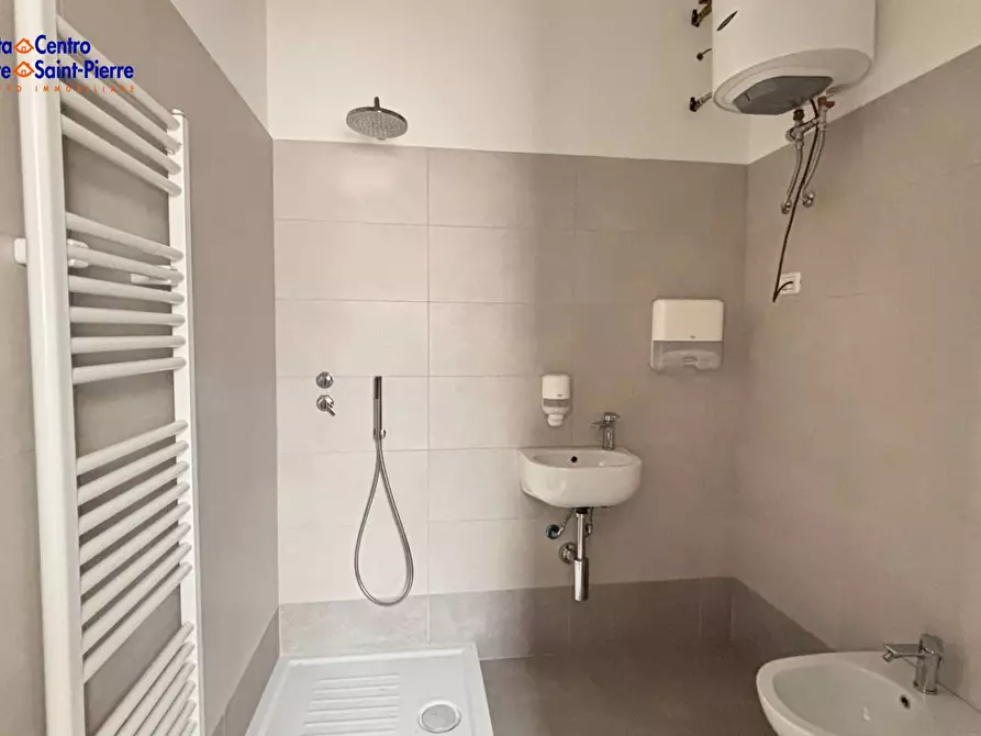 Immagine 8 di Ufficio in vendita  in Località Grand Chemin 45/B a Antey-Saint-Andre'