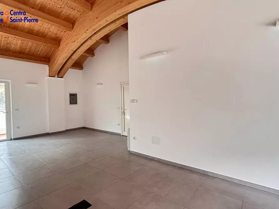 Immagine 16 di Ufficio in vendita  in Località Grand Chemin 45/B a Antey-Saint-Andre'