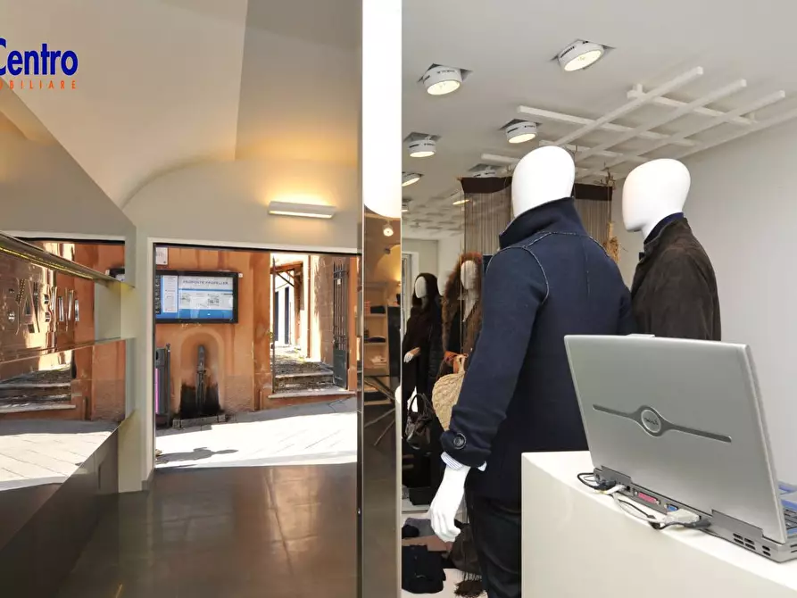 Immagine 14 di Attività commerciale in vendita  in Via Serafino Maria Rapallo 20 a Arenzano