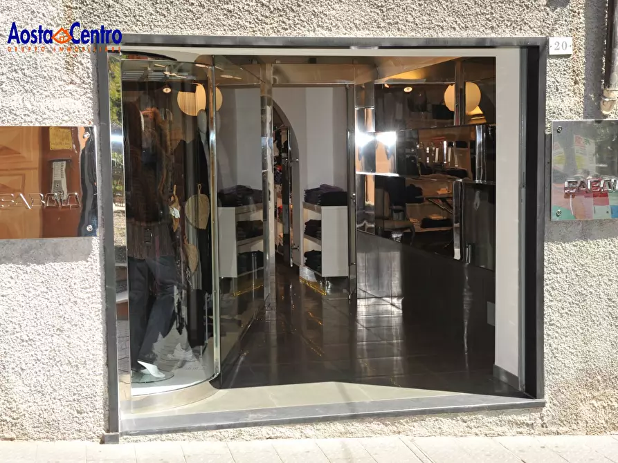 Immagine 2 di Attività commerciale in vendita  in Via Serafino Maria Rapallo 20 a Arenzano