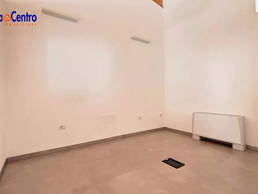 Immagine 9 di Ufficio in affitto  in Località Grand Chemin 45/B a Antey-Saint-Andre'