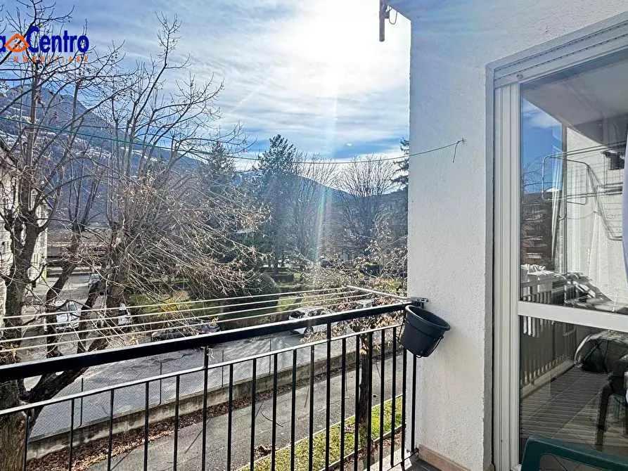 Immagine 6 di Appartamento in affitto  in Via Buthier 15 a Aosta